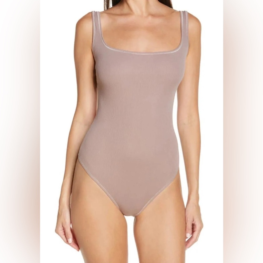 SKIMS COTTON RIB BODYSUIT UMBER XS